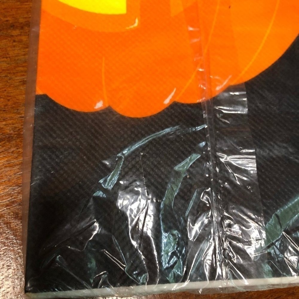 Vintage Gibson Halloween Jack-O-Lantern Tablecover Pumpkin Tablecloth 54x96 NEW - Picture 4 of 6